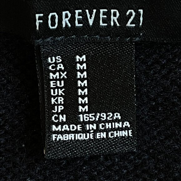 Forever 21 Navy Blue Sweater Boxy Crew Neck with White Nordic Print  Size Medium - Picture 5 of 7